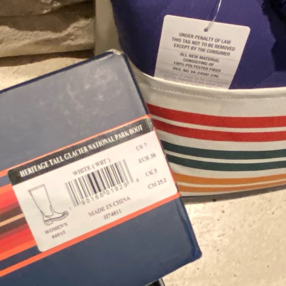Glacier National Park, Limited Edition Pendleton Boots & Camping Blanket - Picture 8 of 8